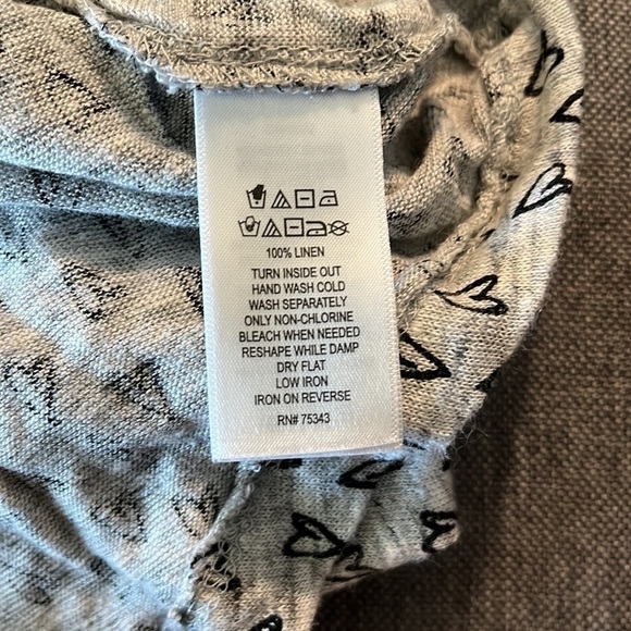 Tabitha Webb size XL 100% linen v- neck with heart motif extra soft and comf. - Picture 5 of 5